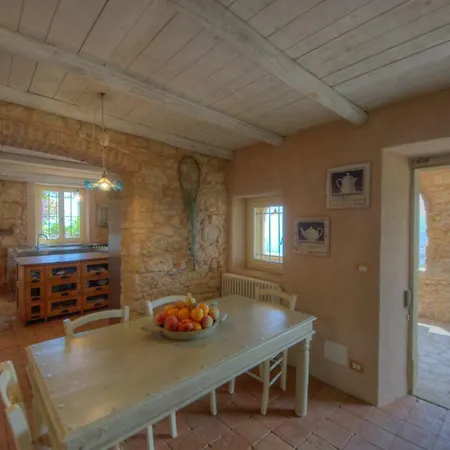 Sole Apartment
